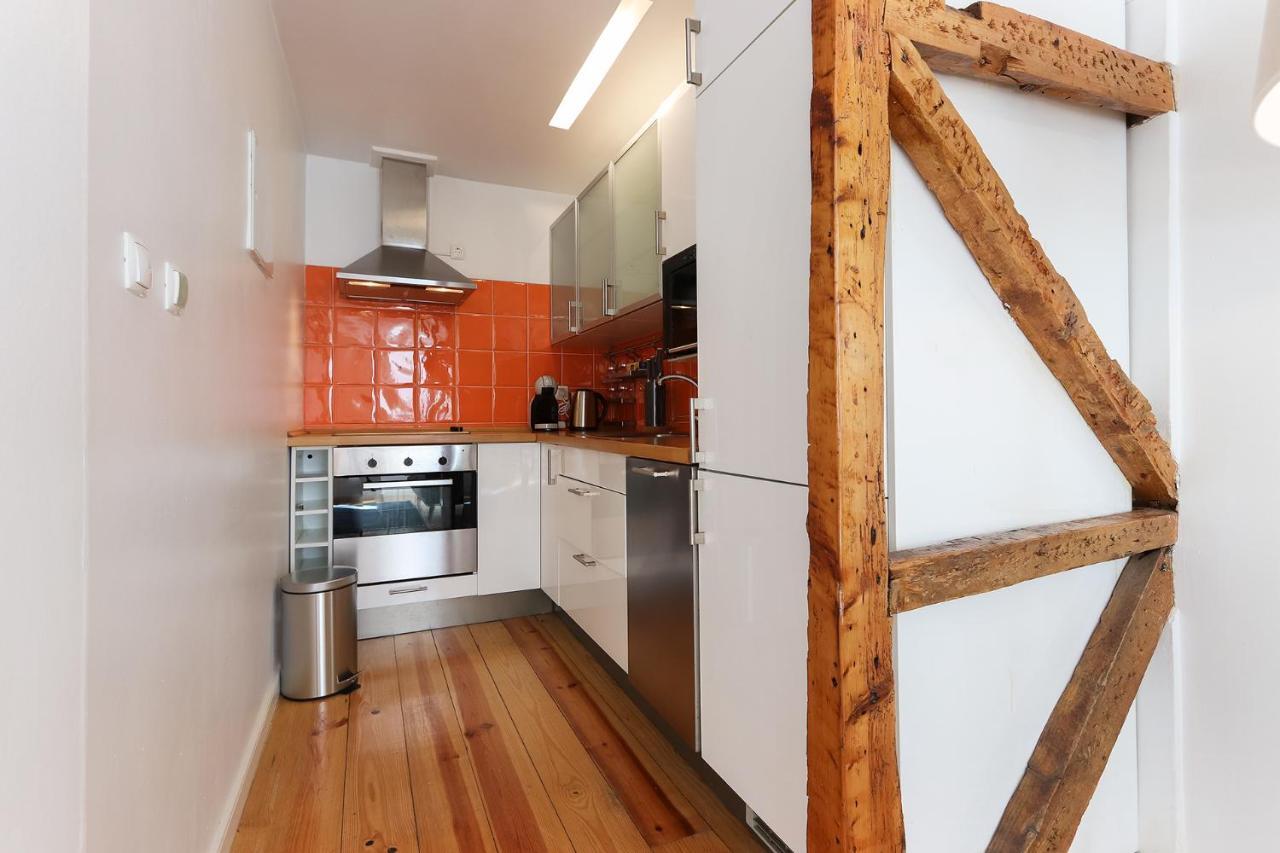 Charming And Stylish Downtown Apt In XIX Century Building ลิสบอน ภายนอก รูปภาพ