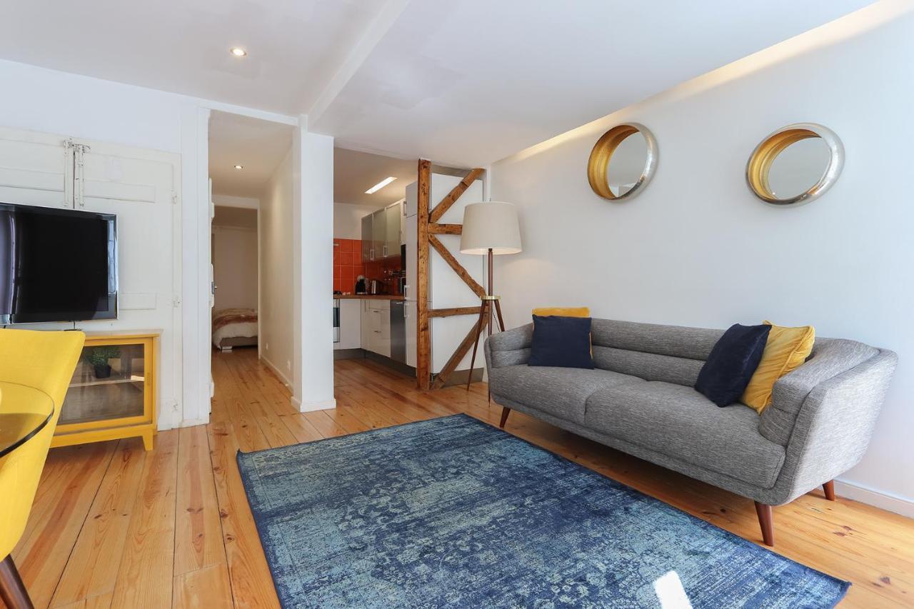 Charming And Stylish Downtown Apt In XIX Century Building ลิสบอน ภายนอก รูปภาพ