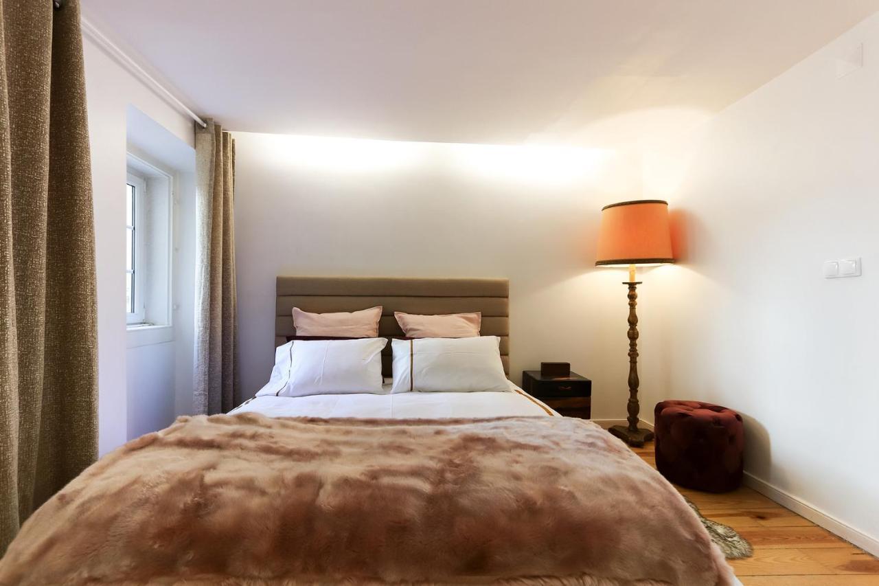 Charming And Stylish Downtown Apt In XIX Century Building ลิสบอน ภายนอก รูปภาพ