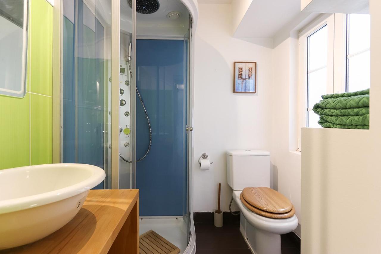 Charming And Stylish Downtown Apt In XIX Century Building ลิสบอน ภายนอก รูปภาพ